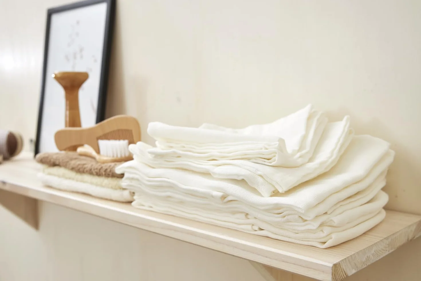 Meyco baby muslin pañales de muselina pack de 6 (pañales de tela de algodón 100% hidrófilo, paños para eructar, super suaves, buena absorción de la humedad y secado rápido, tamaño: 70 x 70 cm), blanco