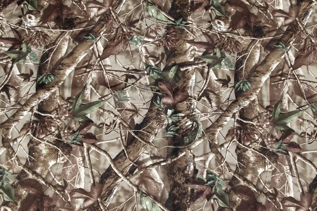 Hoja de camuflaje de neopreno. Patrón de hojas. 128 x 79 cm. 1 metro cuadrado.