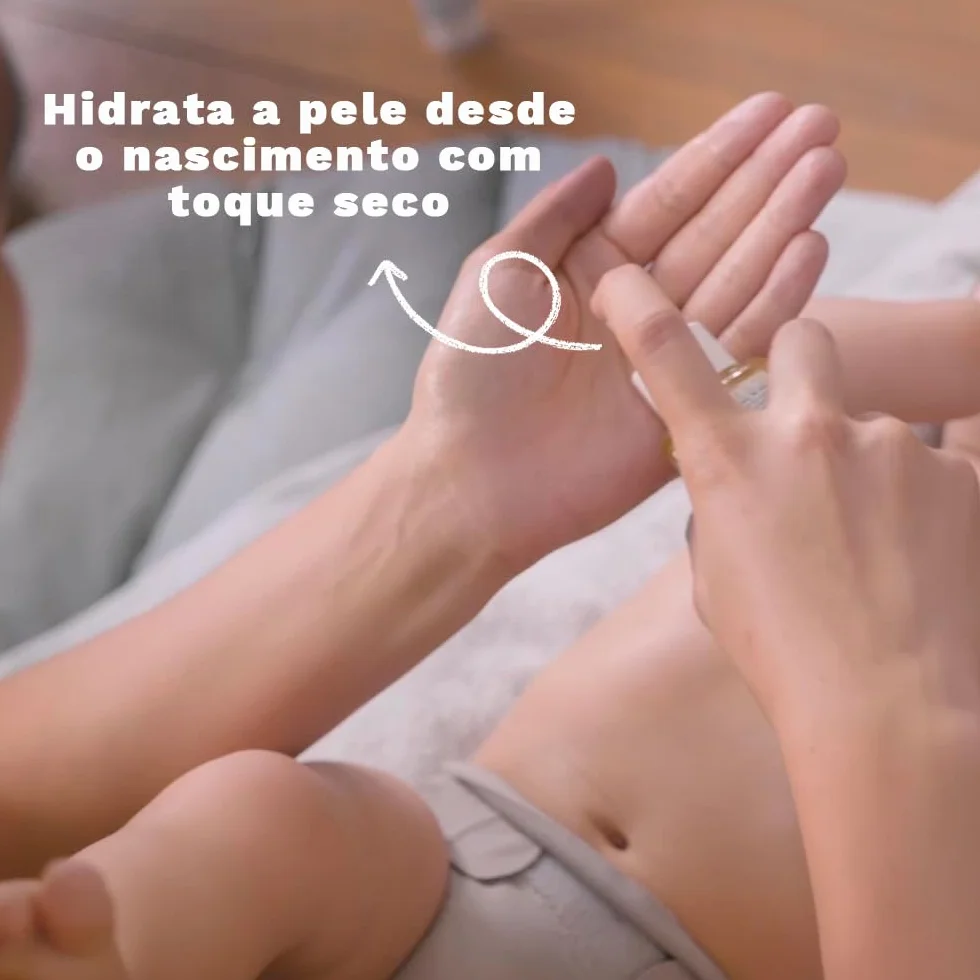 Mustela Aceite Hidratante de Masaje Infantil con Aguacate, Granada, Girasol, Cuerpo para Bebés y Familia - Hidrata y Mantiene la Piel Suave, 99% Ingredientes de Origen Natural (100ml)
